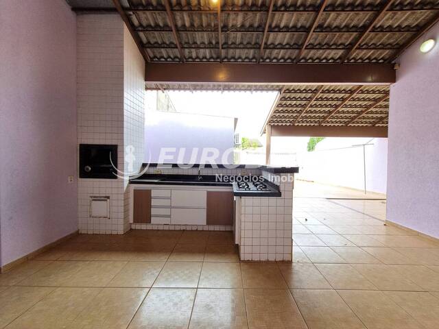 #100135 - Casa para Locação em São José do Rio Preto - SP