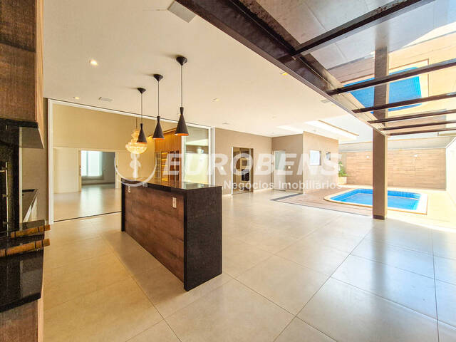 #100149 - Casa para Locação em São José do Rio Preto - SP